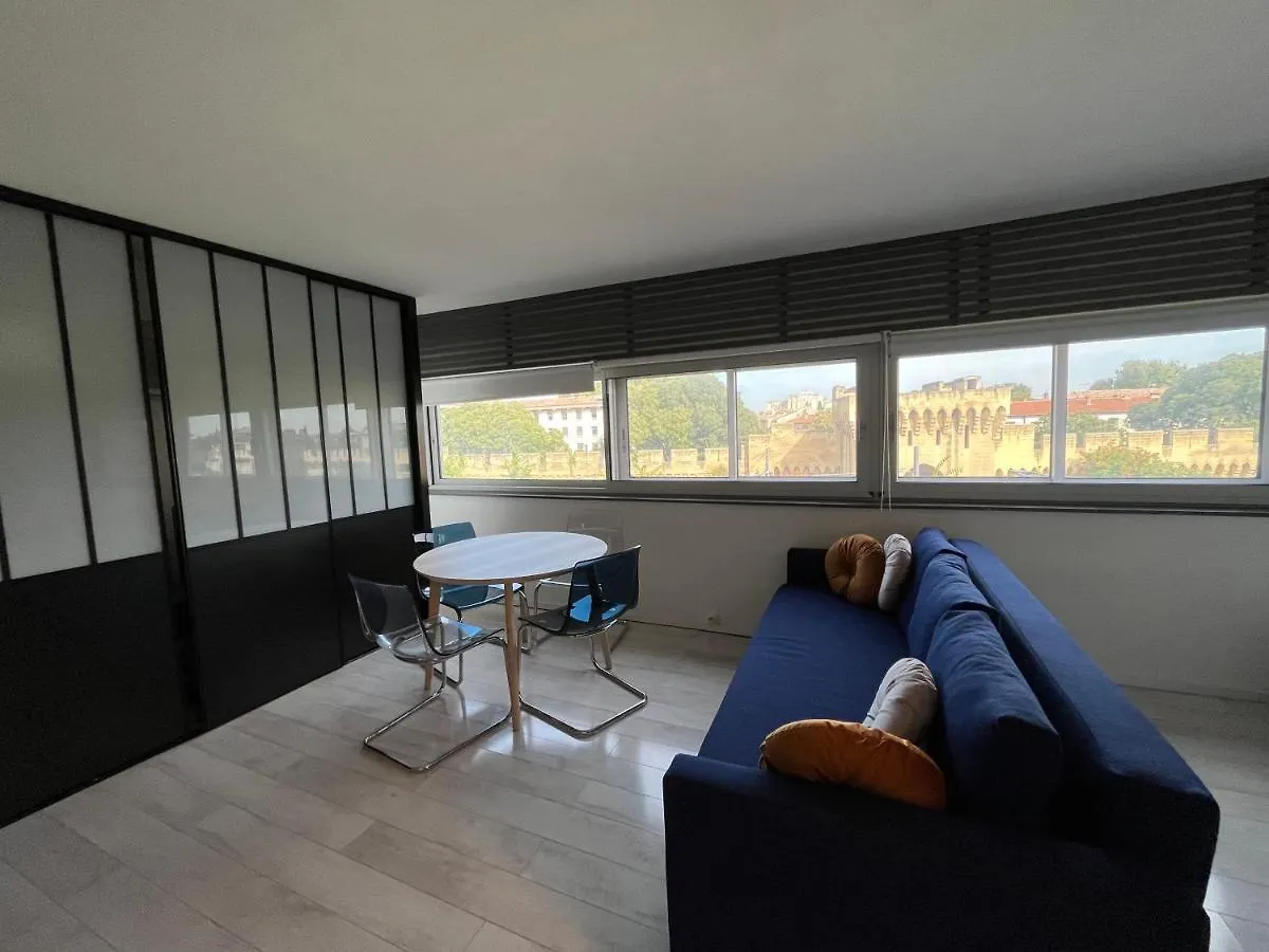 Eva - Gare Studio Climatise Pour 4Pers Avignon